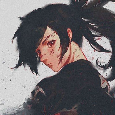 远嫁女子在派出所痛哭 民警拥抱安慰